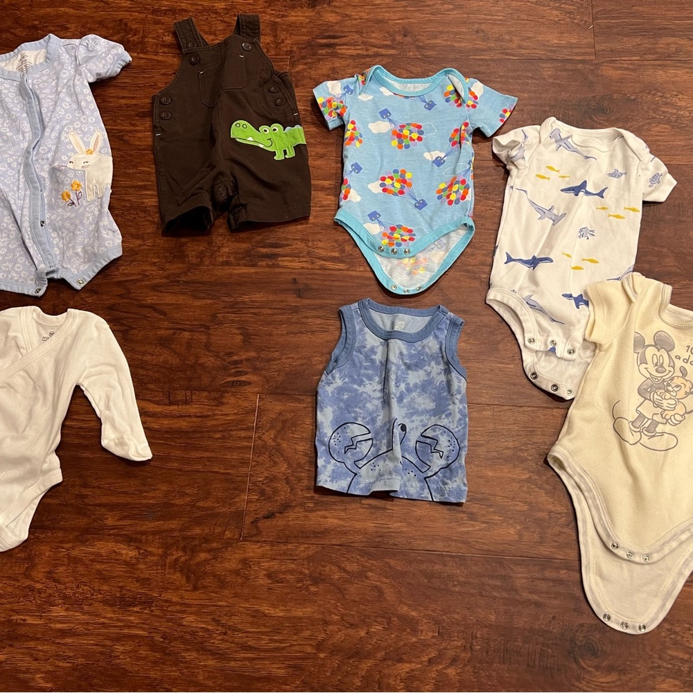 Baby boy clothing, sizes up to 6 months, brands include Honest, Disney, Carters
